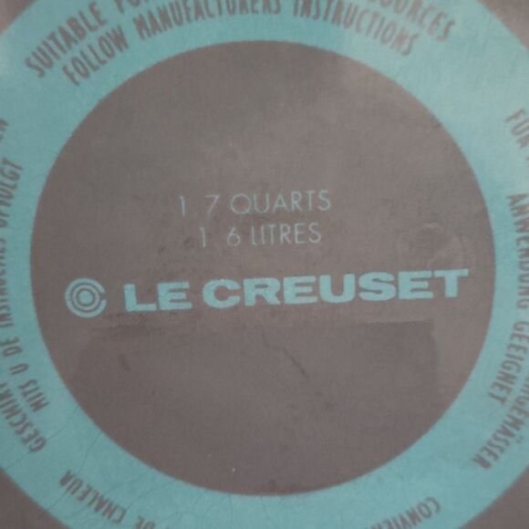 Le Creuset 1.7 Qt. Classic Whistling Kettle, Carribean - Picture 6 of 6